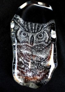 Diane Brzeski, Owl glass engraving